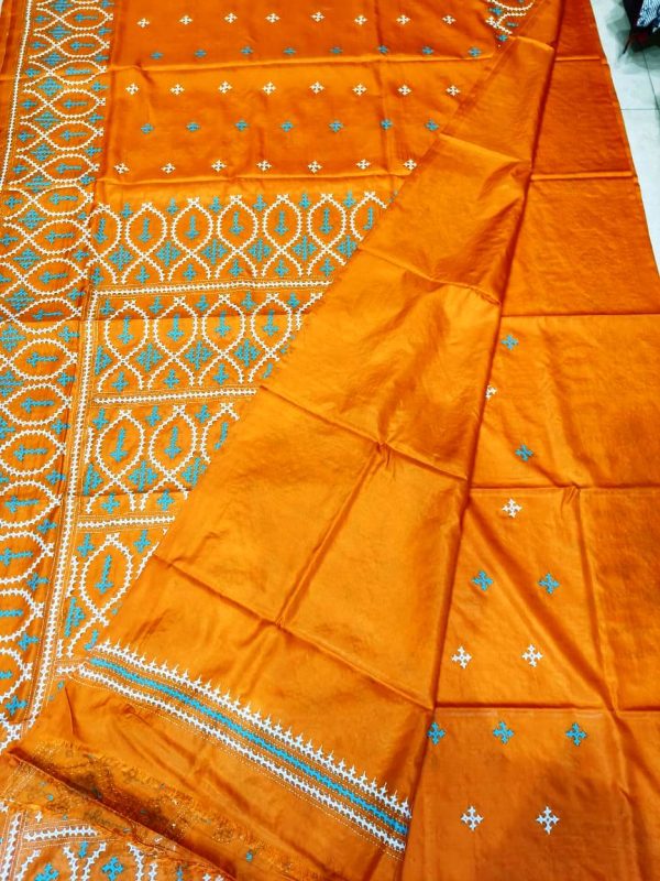 Gujrati stitch on Semi Soft Silk - Image 2